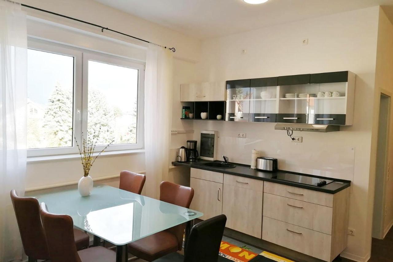 Gemuetliche Apartments In Niederdorfelden Екстер'єр фото