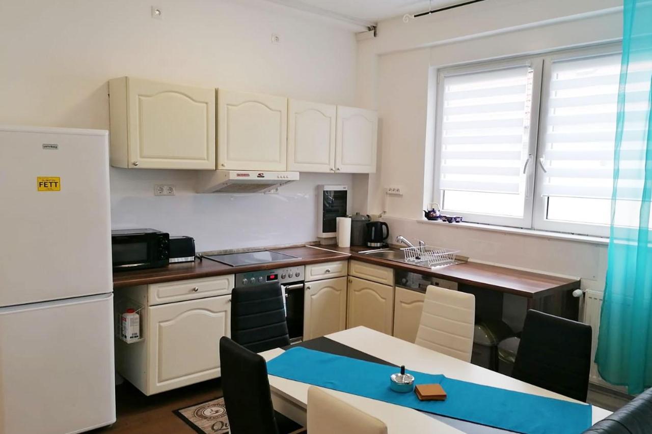 Gemuetliche Apartments In Niederdorfelden Екстер'єр фото