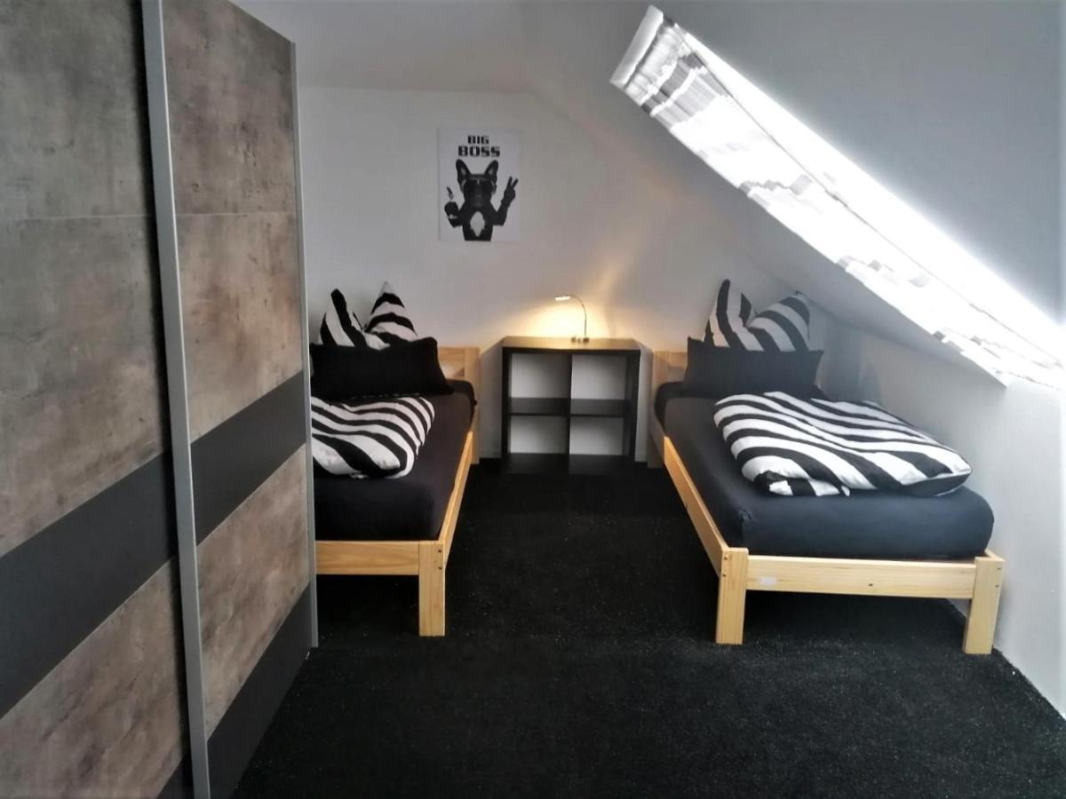 Gemuetliche Apartments In Niederdorfelden Екстер'єр фото