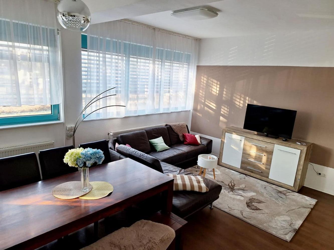 Gemuetliche Apartments In Niederdorfelden Екстер'єр фото