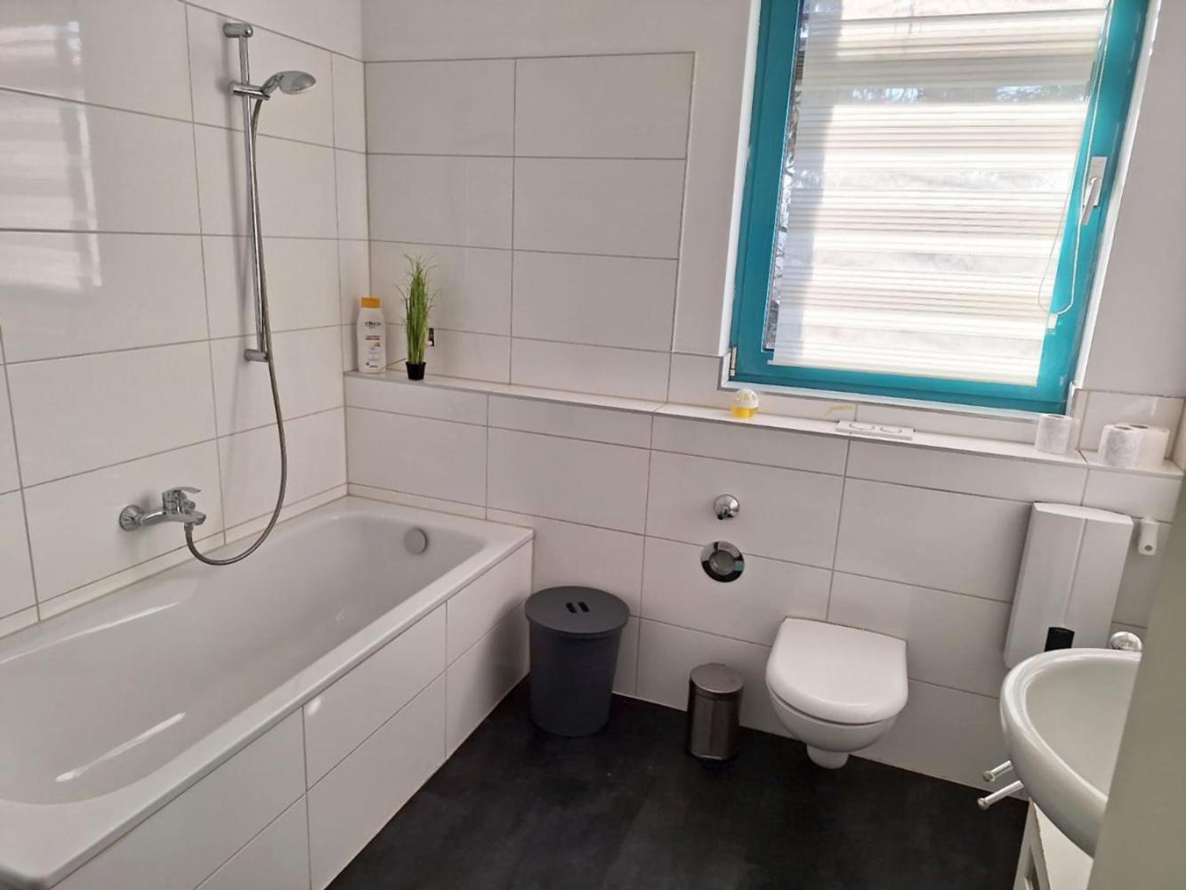 Gemuetliche Apartments In Niederdorfelden Екстер'єр фото